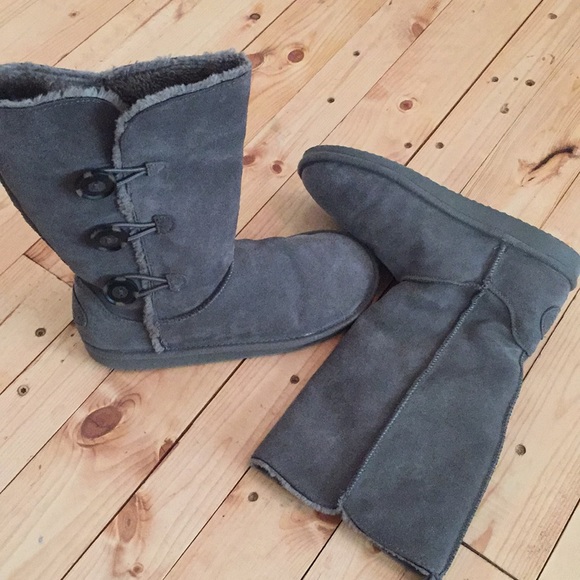 American Eagle Outfitters Shoes - American Eagle outfitteres size 8 medium